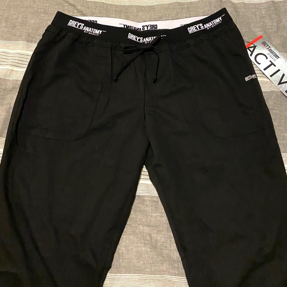 *NEW W/ TAGS* Grey’s Anatomy by Barco Scrub Pants